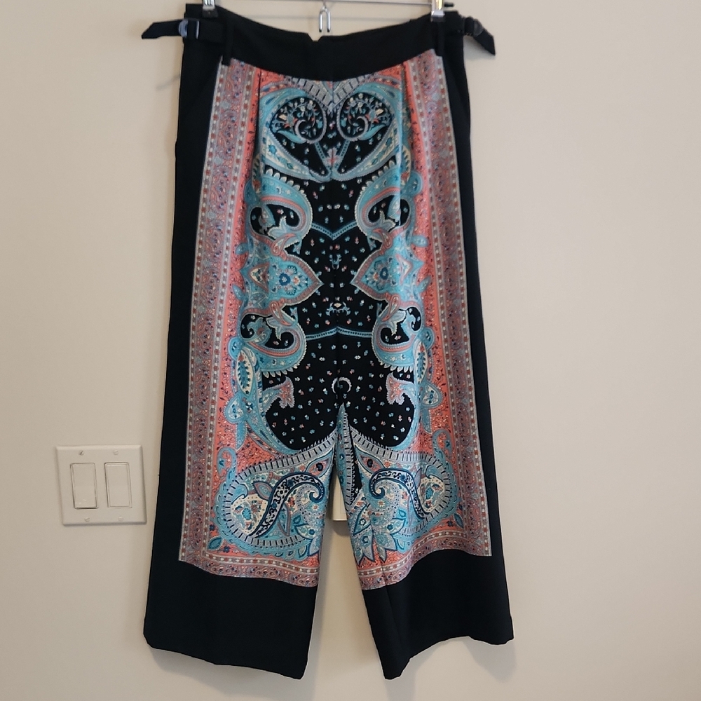 BCBGMaxAzria Black Pants with Multicolor Paisley